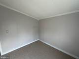 401 Charles Way - Photo 30