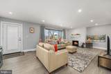 1001 Woods Place - Photo 5