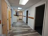 10 Broad Street - Photo 17