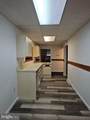 10 Broad Street - Photo 19