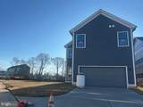 454 Hanson Street - Photo 2