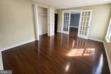 20521 Neerwinder Street - Photo 2