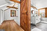 301 Beverley Place - Photo 9