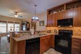 922 Winding Way - Photo 11