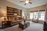 922 Winding Way - Photo 7