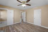 712 Kent Avenue - Photo 12