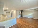 713 Walnut Street - Photo 3