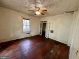 407 Carruthers Street - Photo 4