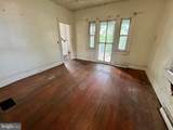 407 Carruthers Street - Photo 5