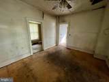 407 Carruthers Street - Photo 6