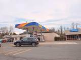 624 Centre Street - Photo 3
