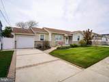 108 Suffolk Avenue - Photo 3