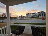6604 Queensbury St - Photo 11
