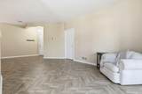 1010 Crest Way - Photo 11