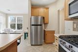 1010 Crest Way - Photo 17