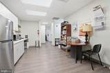 504 Floral Vale Boulevard - Photo 10