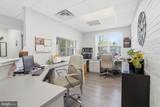 504 Floral Vale Boulevard - Photo 18