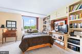 10401 Grosvenor Place - Photo 13