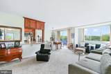 10401 Grosvenor Place - Photo 6