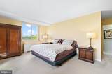 10401 Grosvenor Place - Photo 9