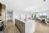 900 11TH Street - Photo 11