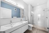 900 11TH Street - Photo 21