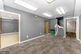 723 Charles Street - Photo 17