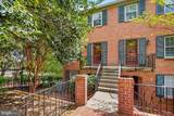 1616 Beekman Place - Photo 2