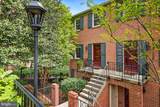 1616 Beekman Place - Photo 3