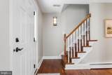 33 Stirling Way - Photo 2