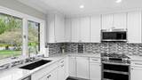915 Saint Ann Drive - Photo 15
