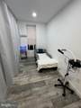 6068-00 Ridge Avenue - Photo 4