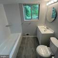 10500 Weymouth Street - Photo 10