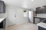 712 Wells Street - Photo 9
