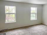 1889 Shady Oak Drive - Photo 11
