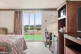 6920 Motor Inn - Photo 18