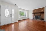 302 Windsor Lane - Photo 2