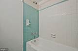10201 Grosvenor Place - Photo 17