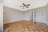 10201 Grosvenor Place - Photo 19