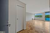 10201 Grosvenor Place - Photo 3