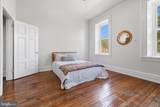3521 Ainslie Street - Photo 19
