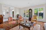 8601 Split Oak Circle - Photo 4