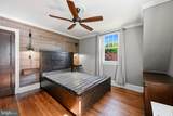 1019 Stirling Street - Photo 17