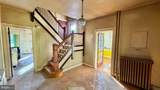 927 Leeds Avenue - Photo 2