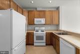 2500 Kensington Gardens - Photo 15