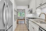10401 Grosvenor Place - Photo 7