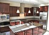 518 Rampart - Photo 3