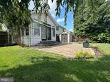 2066 Honeysuckle Lane - Photo 15