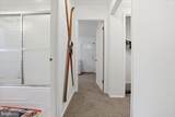 25 Fall Place - Photo 32