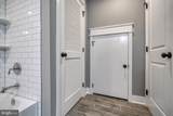 939 Baylis Street - Photo 22